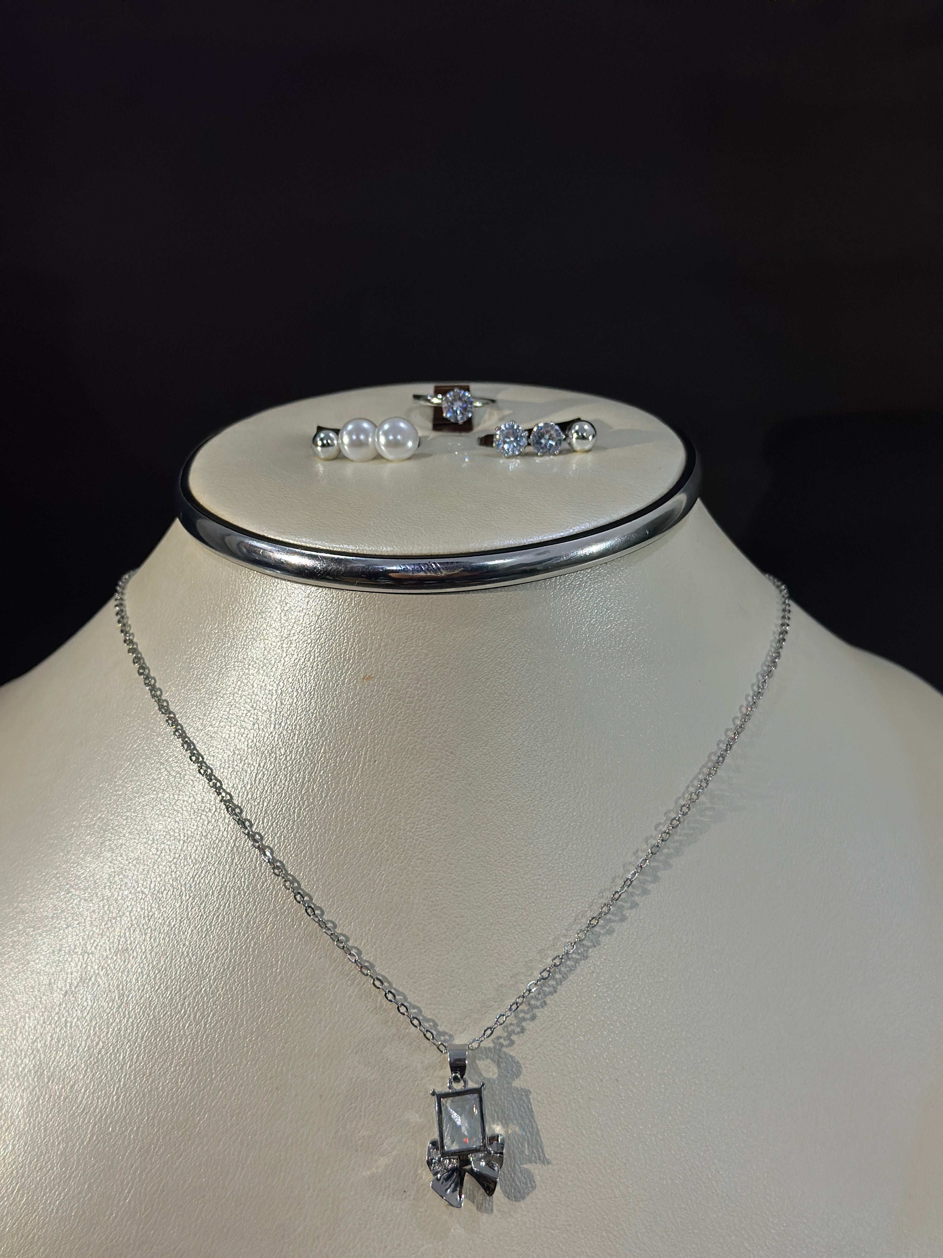 Crystal Bow Silver Jewellery Set