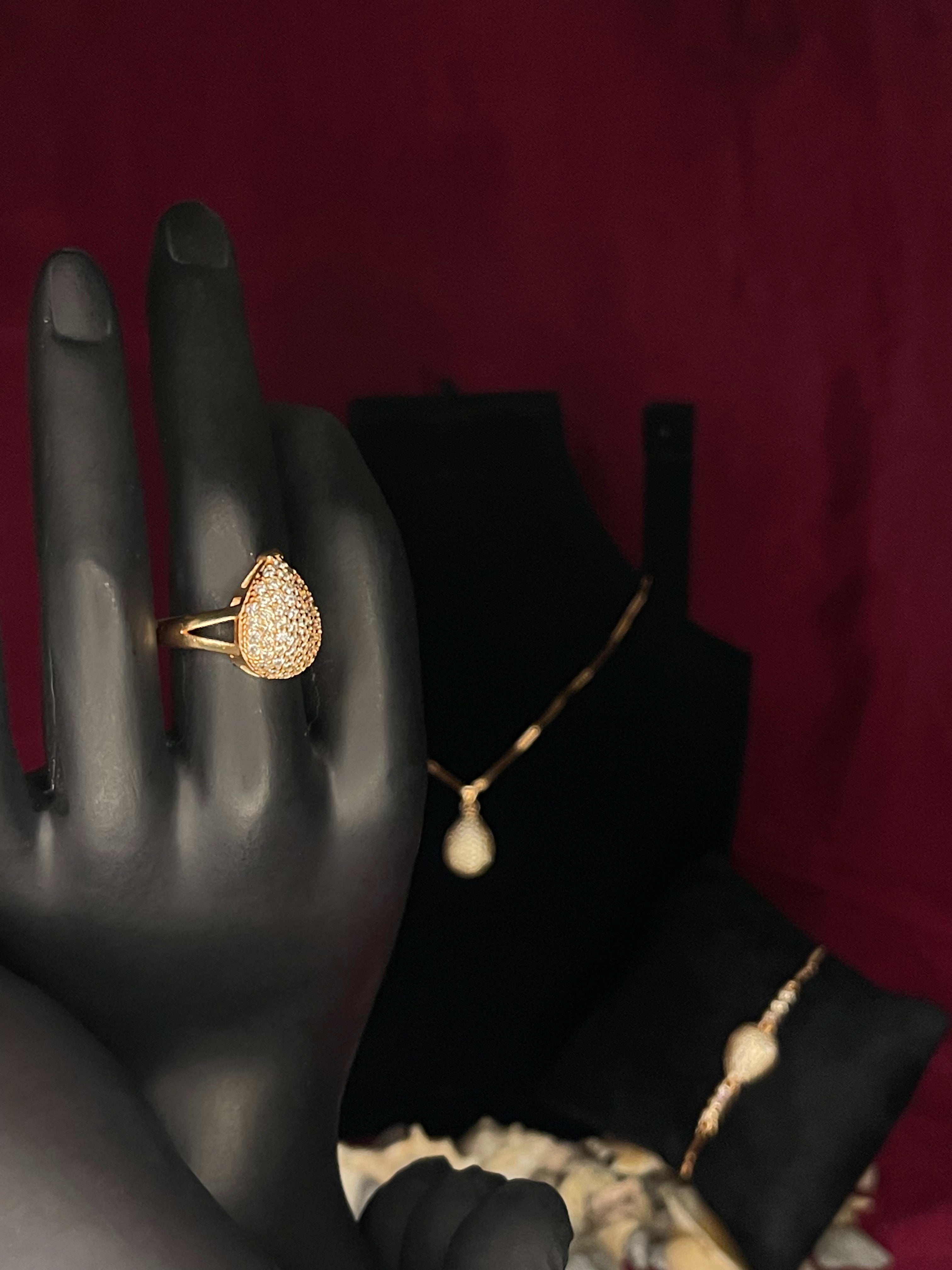 Golden Teardrop Elegance Jewelry Set (Necklace, Earrings, Bracelet & Ring)