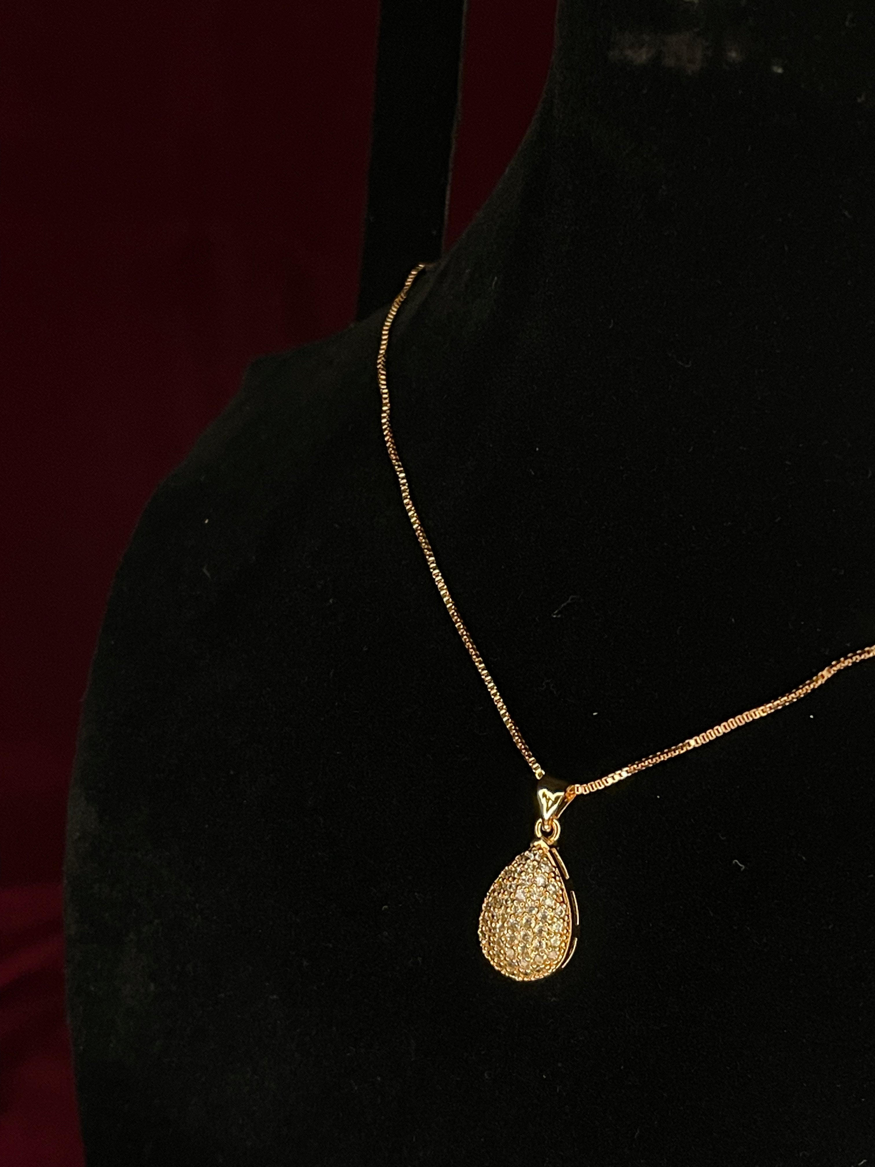 Golden Teardrop Elegance Jewelry Set (Necklace, Earrings, Bracelet & Ring)