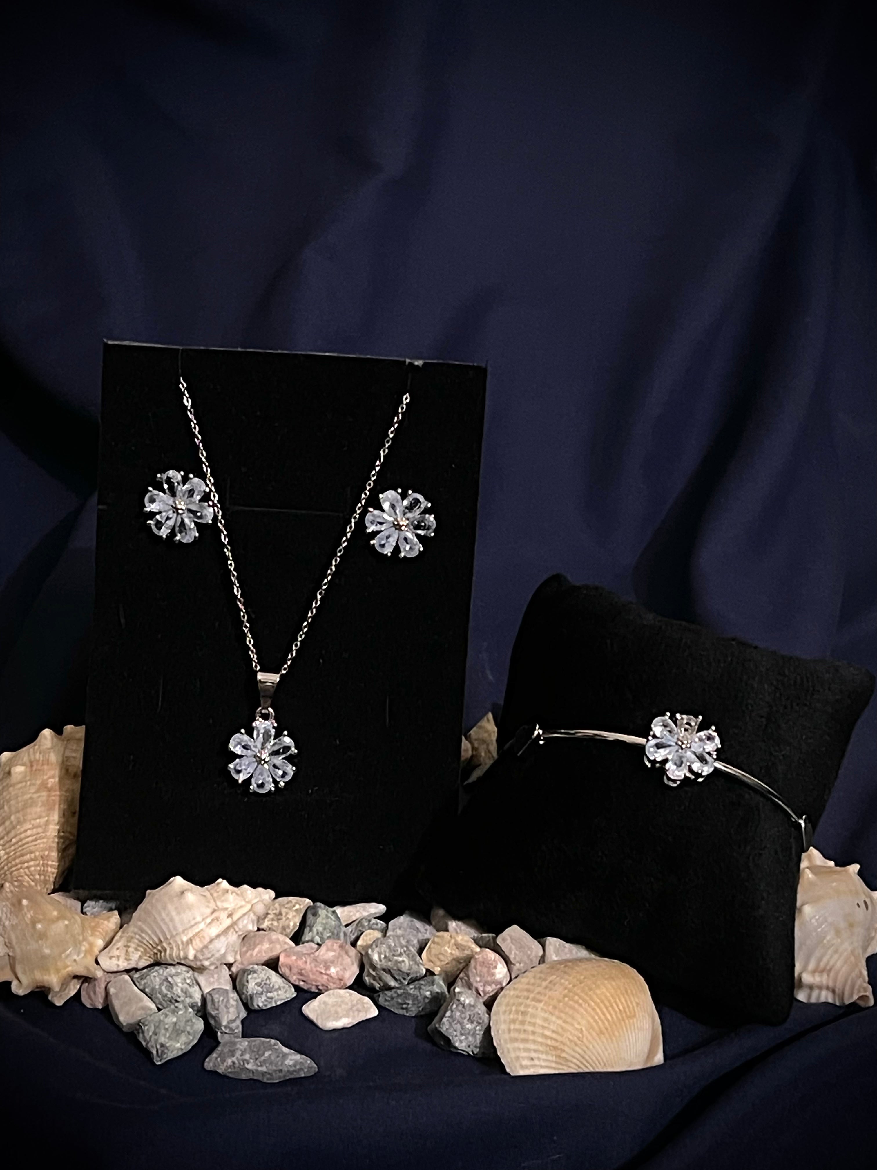 Floral Elegance Diamond Jewellery Set