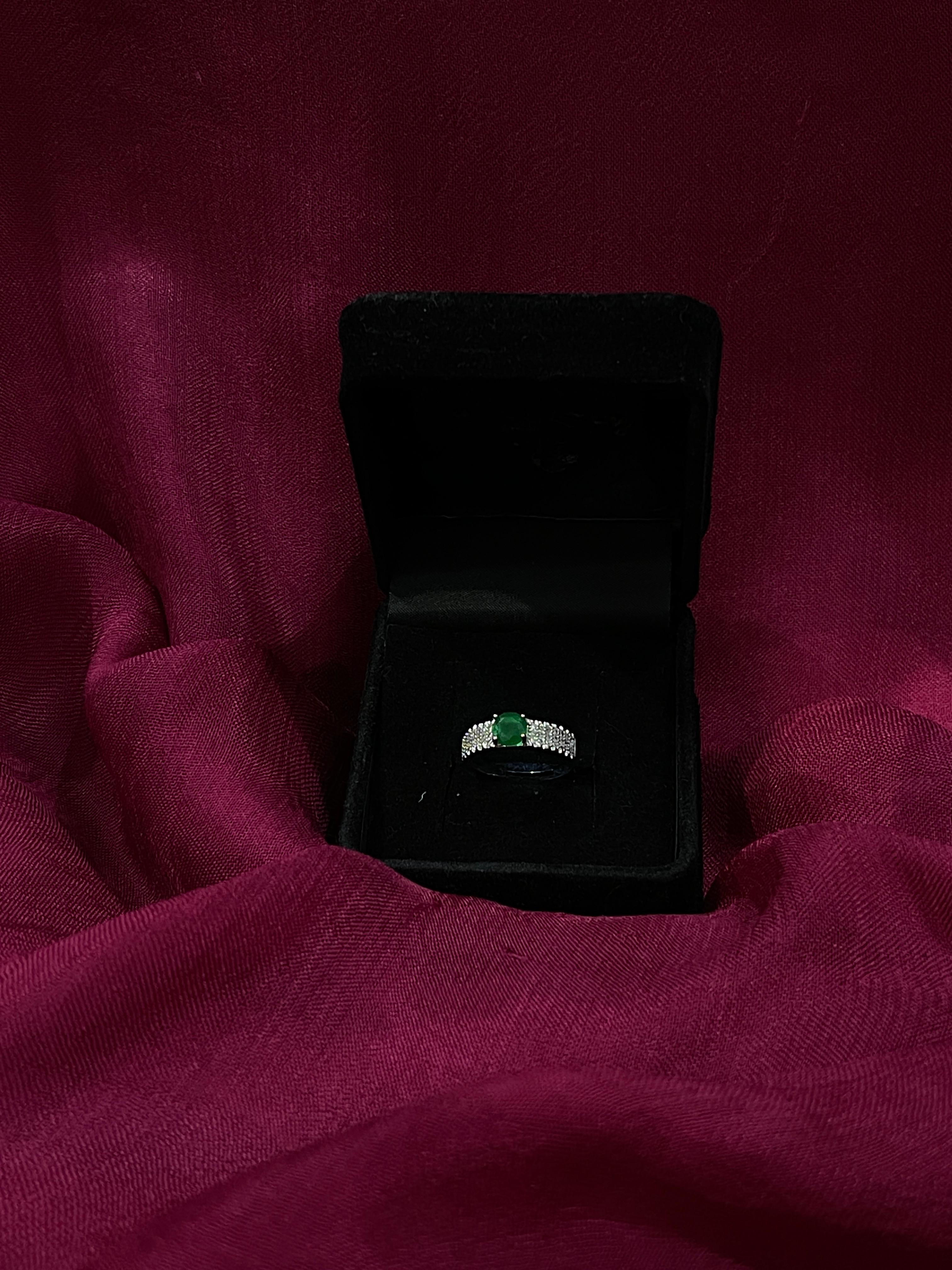 Lustrous Pavé Crystal Statement Ring