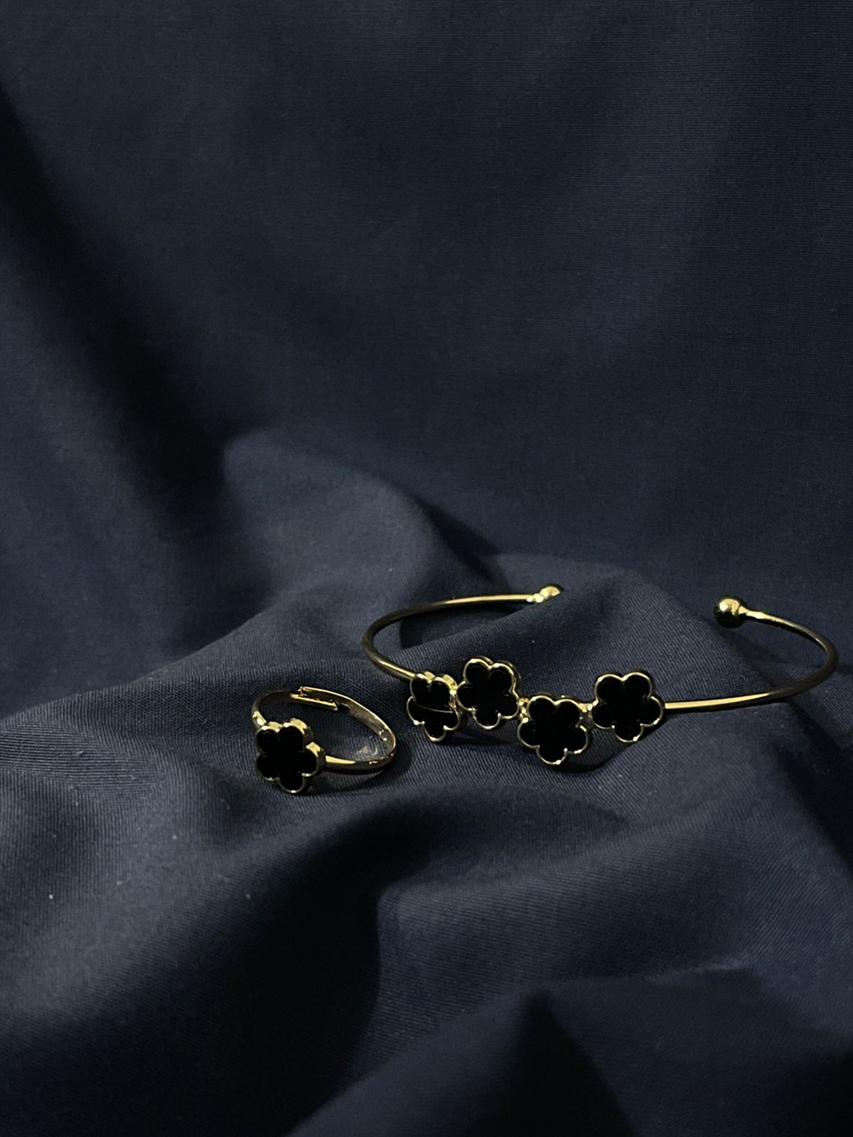 Blooming Grace Bracelet & Ring Set